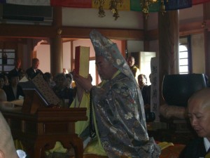 釈迦牟尼仏点眼大般若法要　導師　本宮顯道老師（愛知県妙厳寺住職）